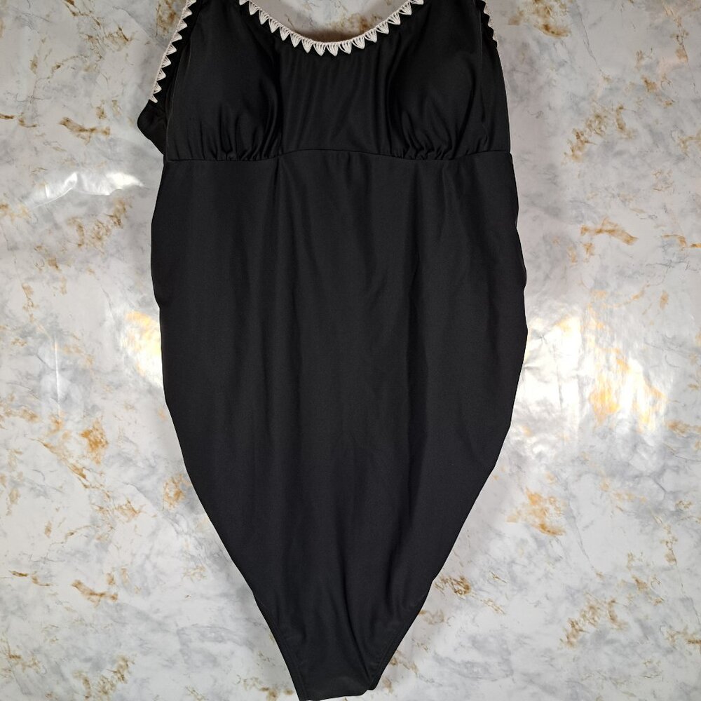 Cupshe Women's One-Piece Swimsuit Size Large Black Textured White New